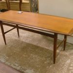 380 7089 COFFEE TABLE